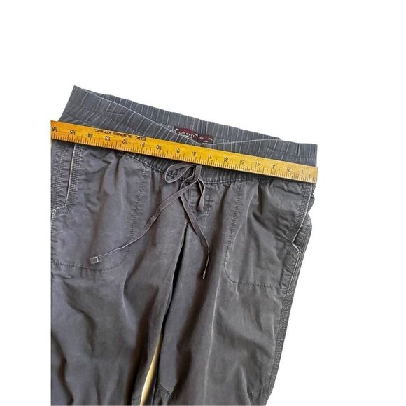 Old navy maternity  low wait slip on tie closure cargo type pants tie closure at - Picture 6 of 10